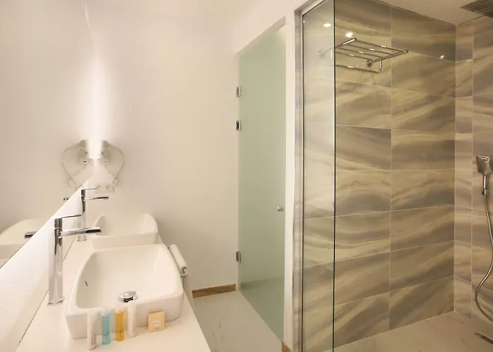 Nur ホテル カシュ