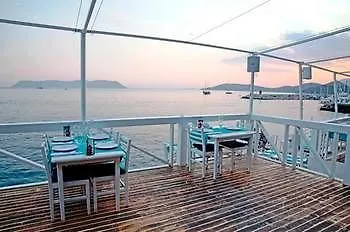 호텔 Nur